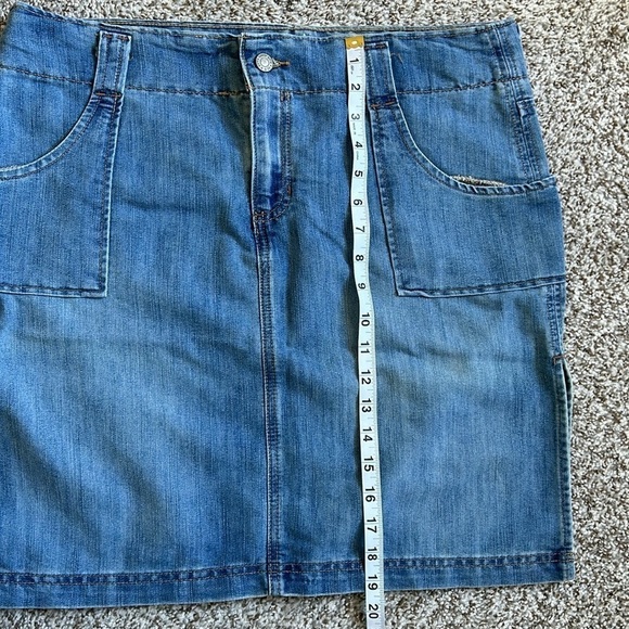 🦋 Old Navy Denim Jean Mini Skirt Casual Size 12 - Picture 4 of 6